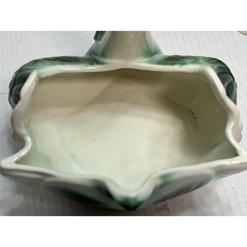 Hull Pottery Company vintage hull